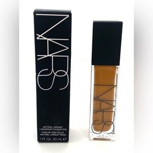NARS Women's Med/Dark 3.3 - Caracas 6623 Natural Radiant Longwear Foundation